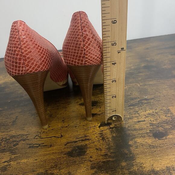 Moda Spana Peep Toe Heels Sz 7.5M Red Reptile Bow Cork Pinup‎ - Picture 7 of 9
